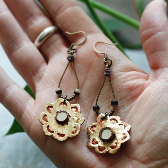 Handmade Vintage Earrings - Picture 6 of 7